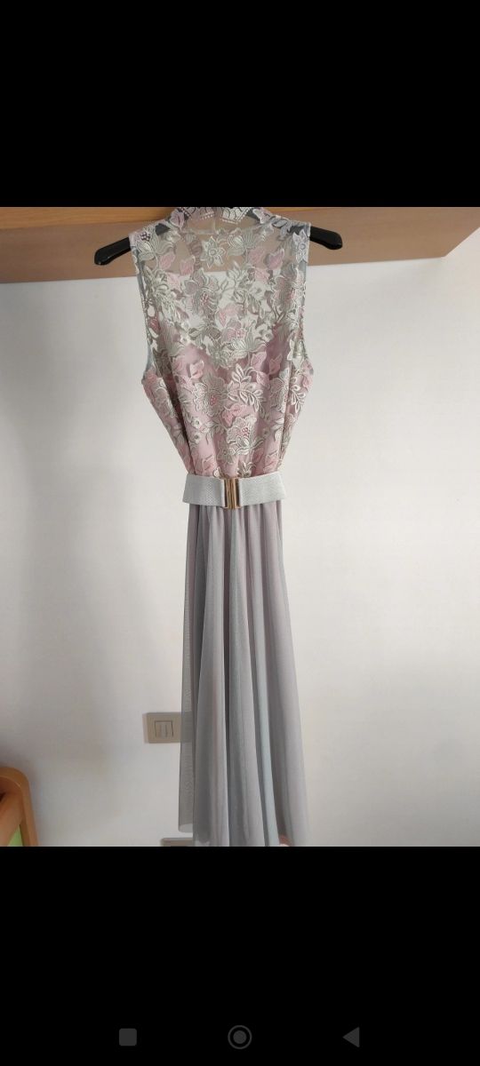 Precioso y elegante vestido de fiesta