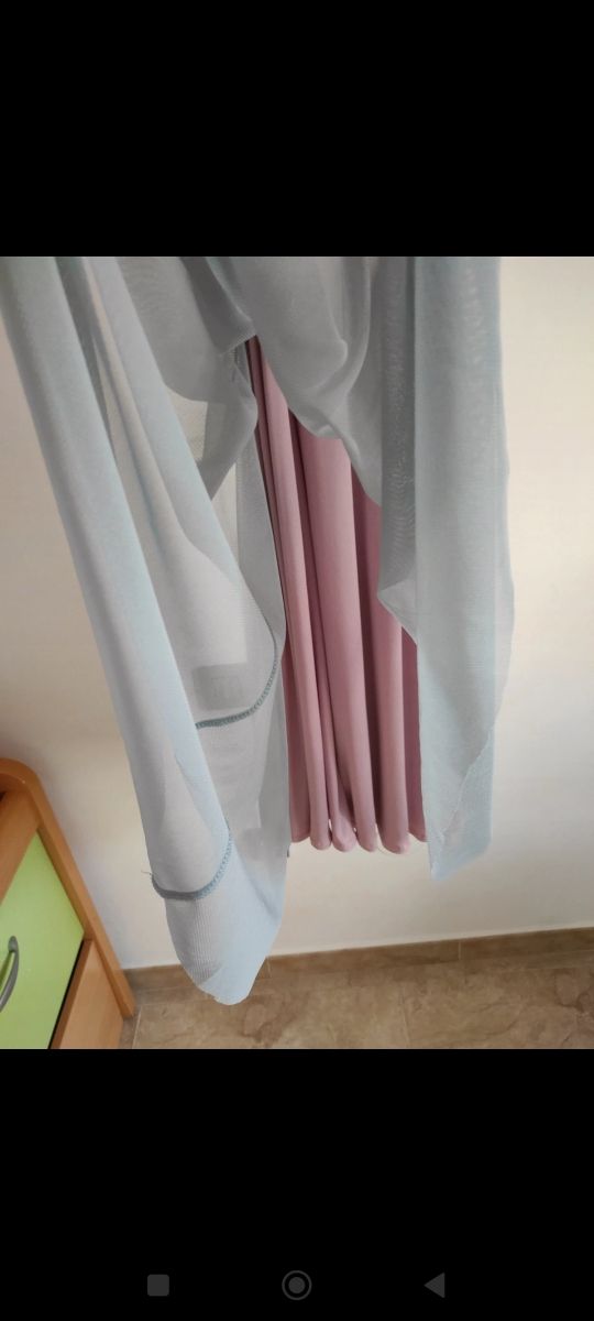 Precioso y elegante vestido de fiesta