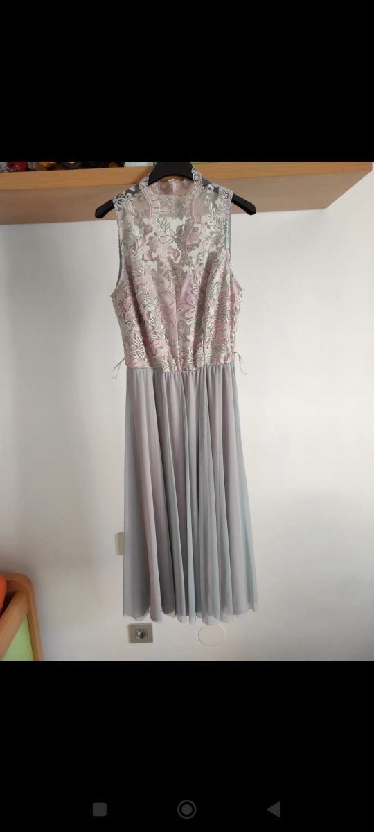 Precioso y elegante vestido de fiesta