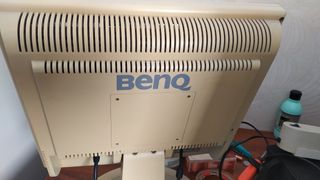 MONITOR LCD BENQ  FP747