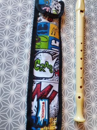 Flauta escolar+ regalo funda Gabol