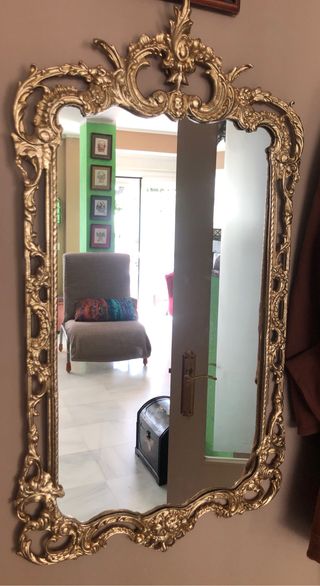 Espejo de bronce.
