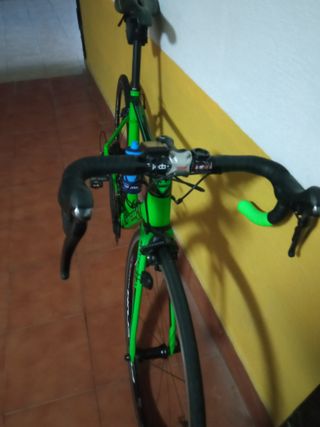 Bicicleta de carbono BOTTECCHIA