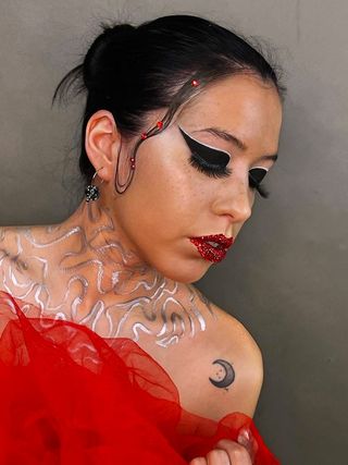 MAQUILLADORA PROFESIONAL