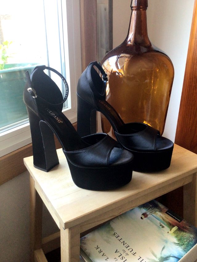 Tacones/Sandalias Negras