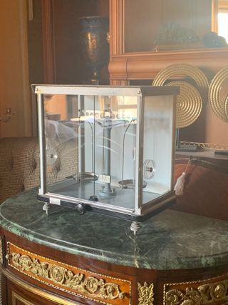 Antigua balanza Cobos farmacia