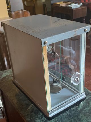 Antigua balanza Cobos farmacia