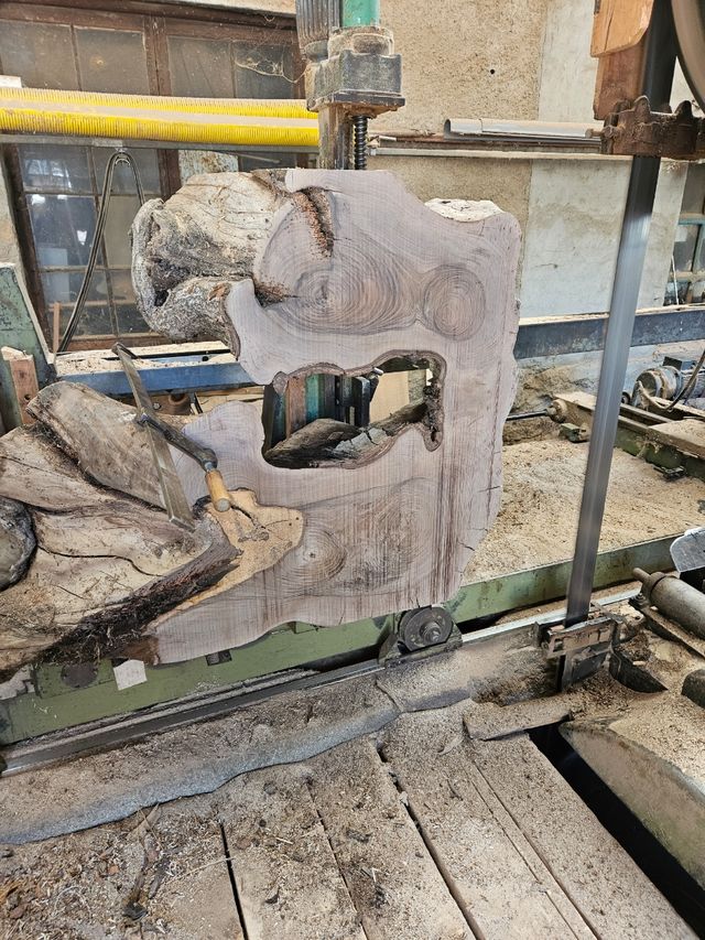 Mecanizado y Aserrado de maderas macizas