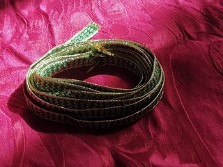 agreman verde y dorado