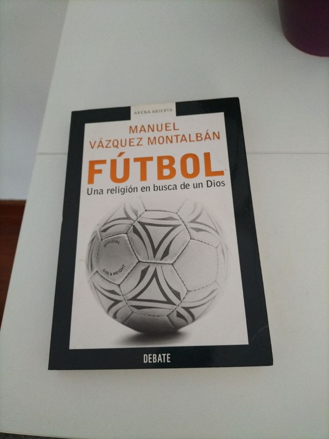 "FÚTBOL: UNA RELIGIÓN EN BUSCA DE DIOS"