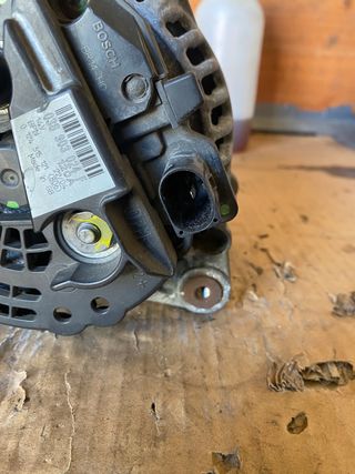 Se vende alternador original grupo vag
