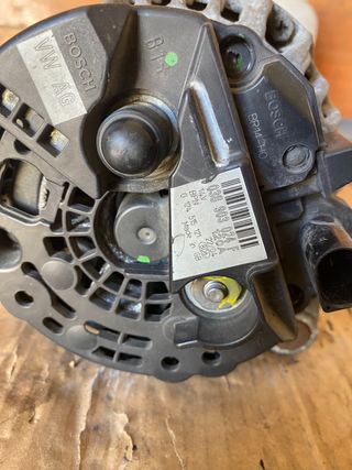 Se vende alternador original grupo vag