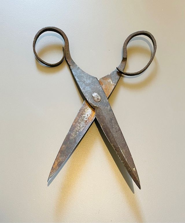 Tijeras vintages,,forjada a mano ..