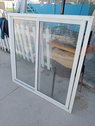 Ventana de aluminio 


