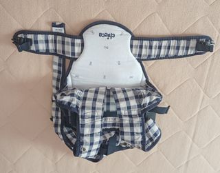 Mochila porta bebé marca Chicco