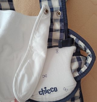 Mochila porta bebé marca Chicco