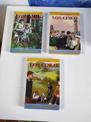 Colección "Los Cinco" de Enid Blyton.