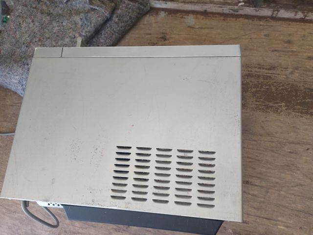 Horno microondas con grill y convección LG