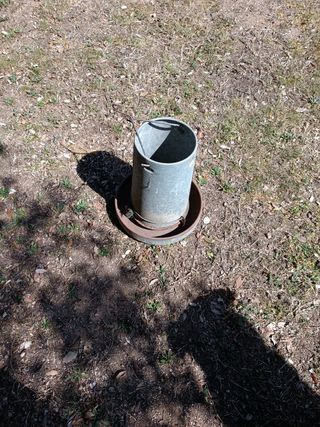 Comedero gallinas 2 unidades.