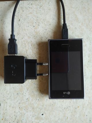 LG-E400