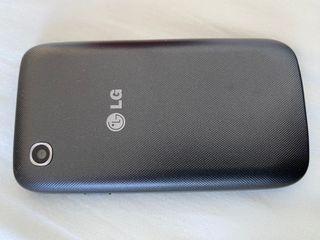 Teléfono móvil LG L35 sin uso