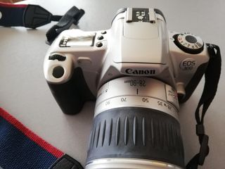 Cámara Canon EOS300