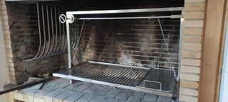 parrillas elevables inoxidables