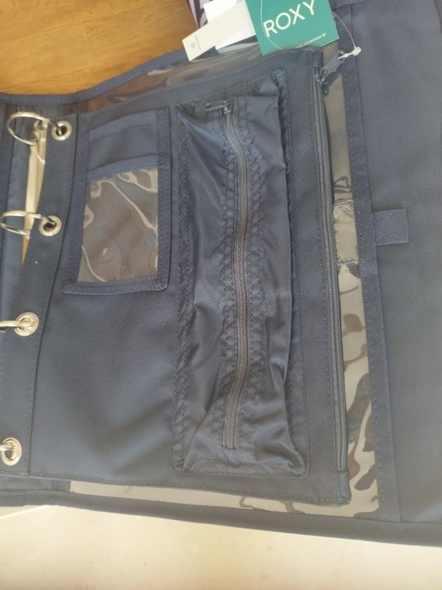 MOCHILA,ESTUCHE,ARCHIVADOR ROXY NUEVO C/ETIQUETA