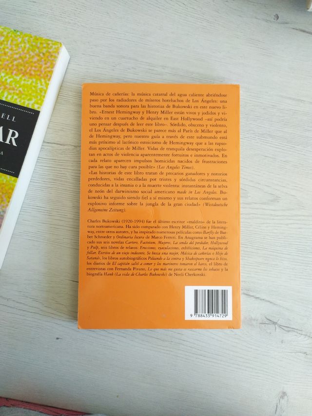 Charles Bukowski. Música de cañerias.