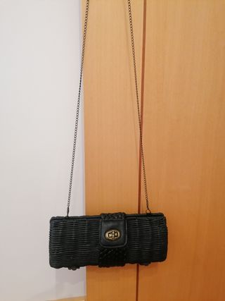 Bolso de rafia negro
