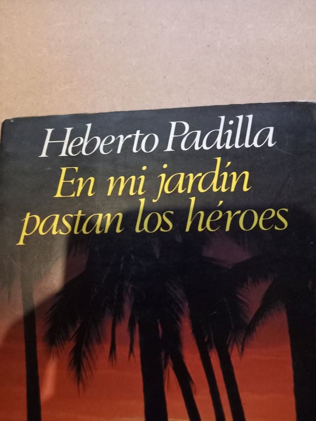 LIBRO-EN MI JARDIN PASTAN LOS HEROES-