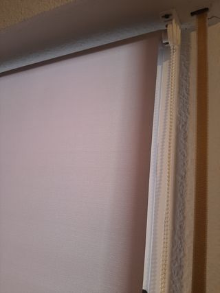 2 estores grises 1,90 x 1,45 cm