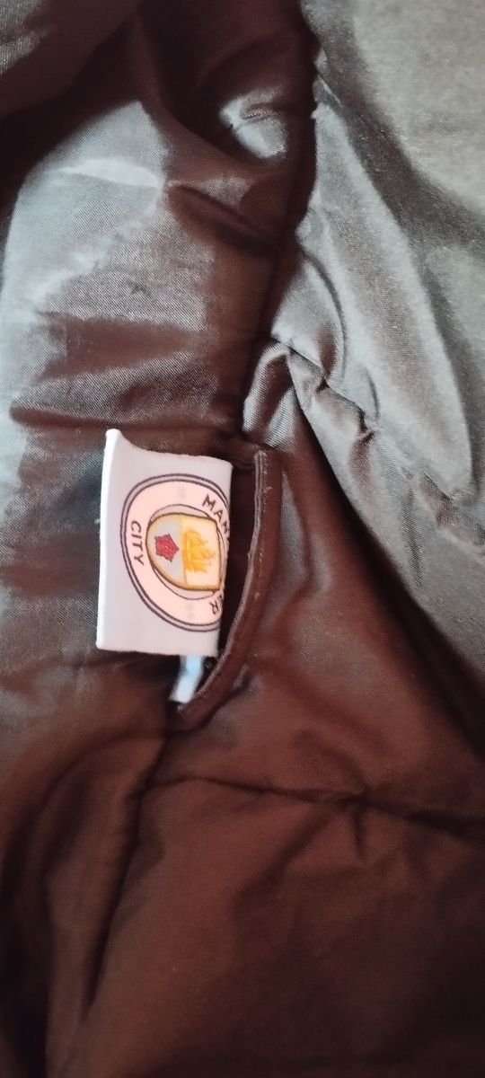 chaqueton chubasquero original Manchester City L