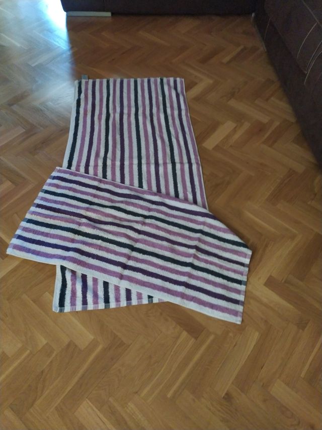 ofertas de toallas 1 juego 8€ 2 juegos 12€