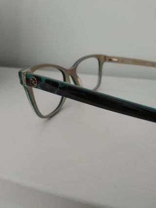 Muntura Guess.  Montura Guess