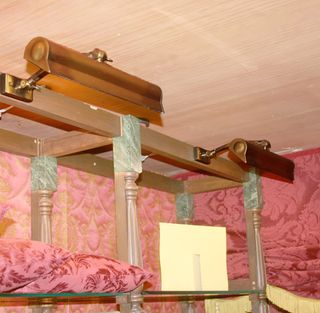 LAMPADA DA PARETE VINTAGE, LAMPADA ANTICA.