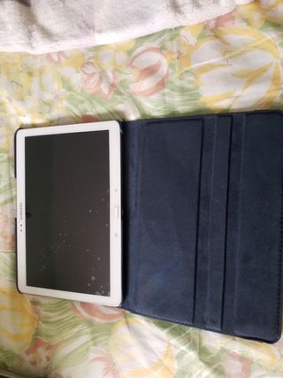 Tablet Samsung modelo SM -T520