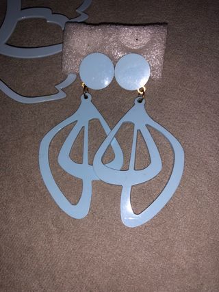 Conjunto peina y pendientes celestes 