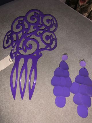 Conjunto peina y pendientes lila para ferias
