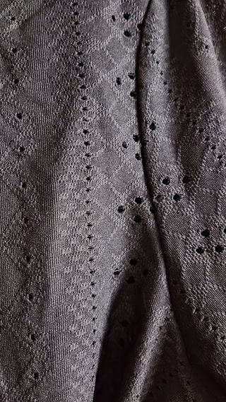 Blusa negra y elegante 