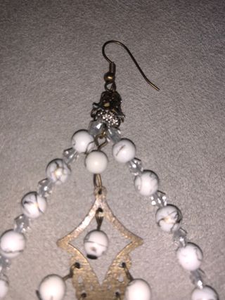 Pendientes blancos 