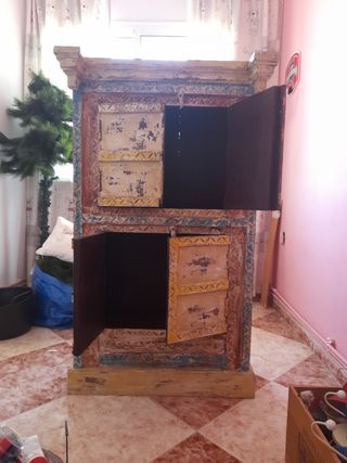 mueble colonial
