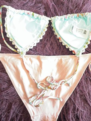 2 Bikinis  en 1