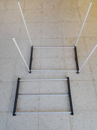 estructura metalica y base de plastico