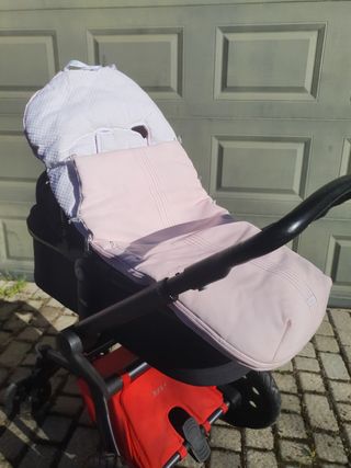 Cochecito bebe Joolz day con capazo y silla