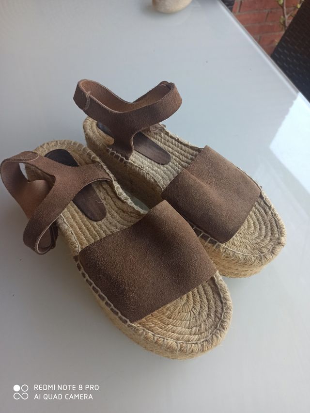 Sandalias ante plataforma
