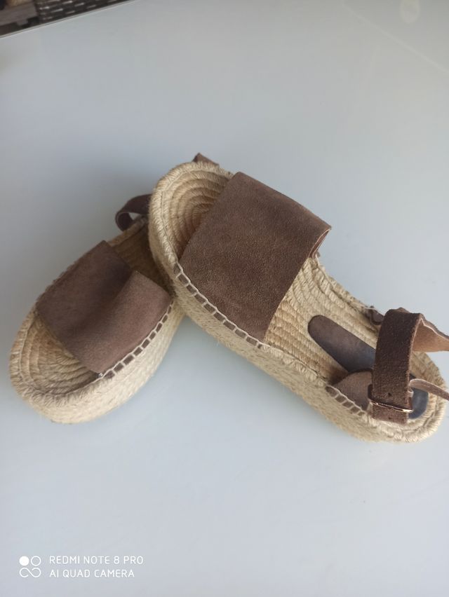 Sandalias ante plataforma