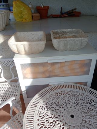 2 macetas de piedra