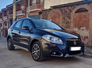 Suzuki S-Cross 2014