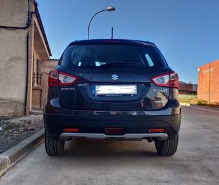 Suzuki S-Cross 2014